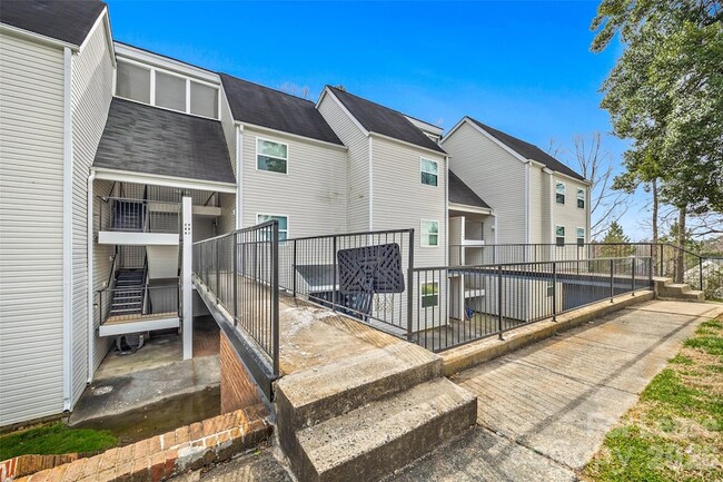 Building Photo - 9119 Spyglass Pl