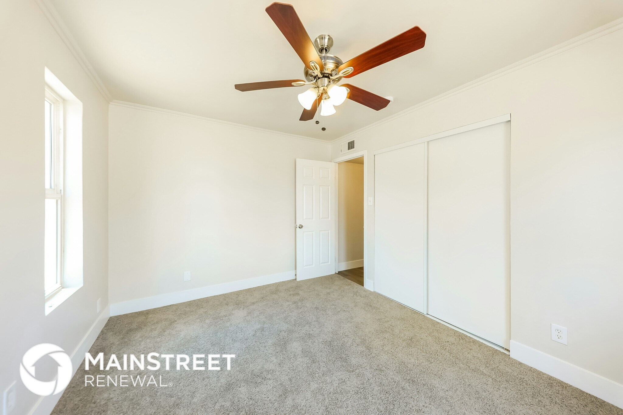 Building Photo - 4031 N 59th Dr