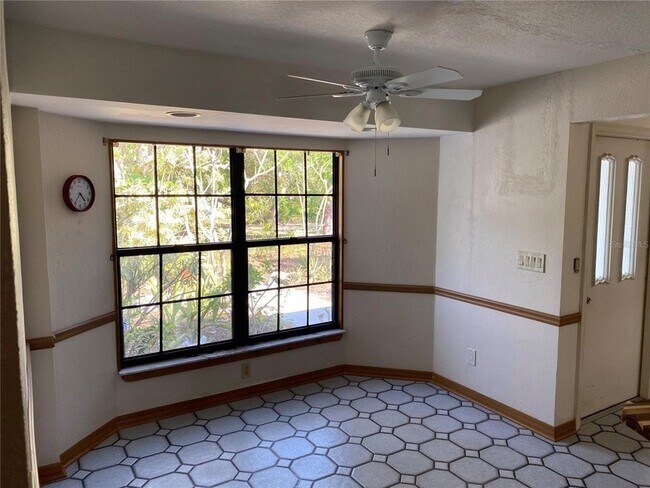 Building Photo - 9191 Gewant Blvd