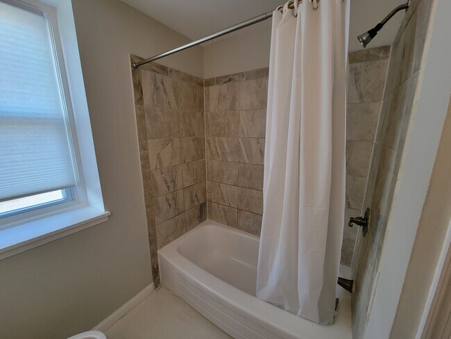 Building Photo - 5253 Cedgate Rd