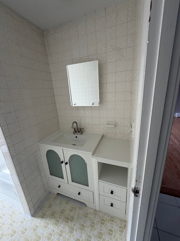 Building Photo - 5 Washington Square