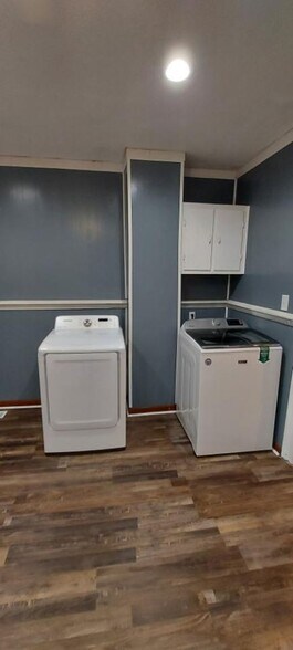 kitchen - 405 W Harnett St