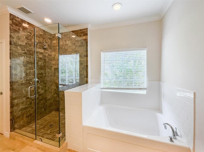 Building Photo - 6831 Staffordshire Blvd