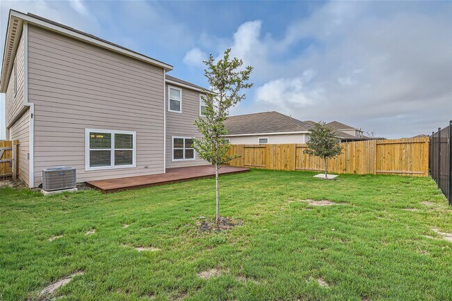 Building Photo - First time rental! move in ready! 15 minut...