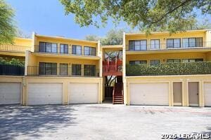 Building Photo - 8642 Fredericksburg Rd