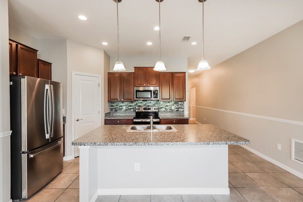 Building Photo - 1637 Climbing Dayflower Dr