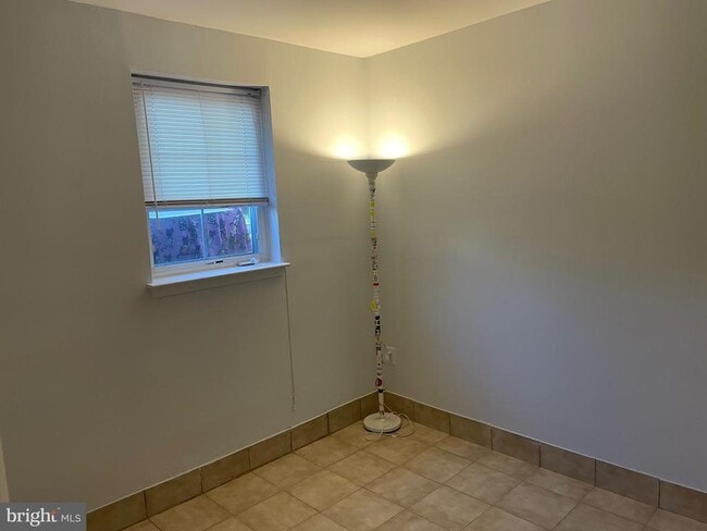 Building Photo - 3996 Royal Lytham Dr