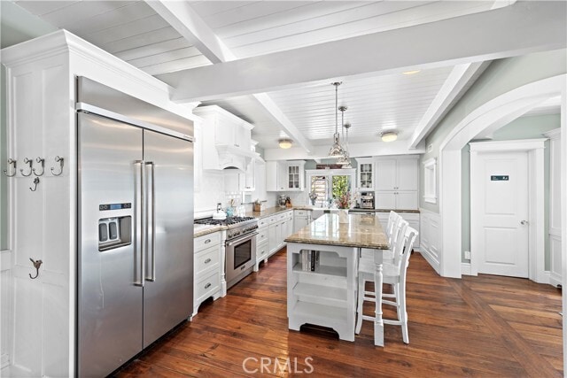 Building Photo - 2830 Chateau Way