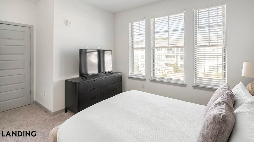 Building Photo - 100 Wildwood Ct