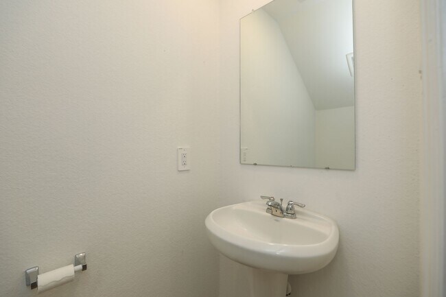 Building Photo - 2741 Cadiz Bay Dr