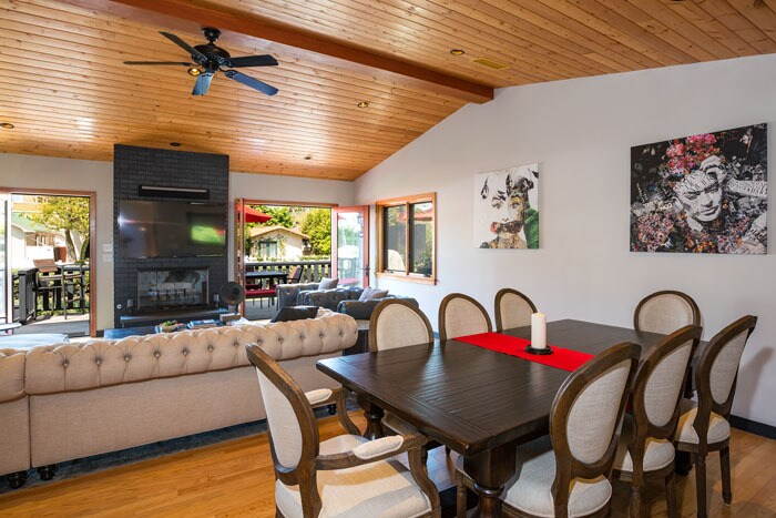 Building Photo - 432 Howland Canal