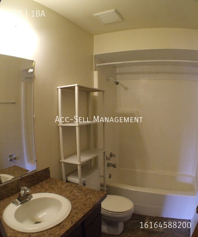 Building Photo - 5227 Rich St