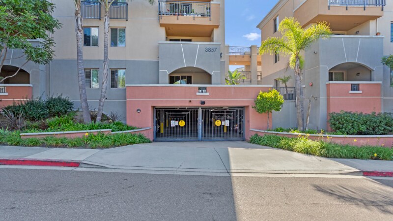 Building Photo - 3857 Pell Pl