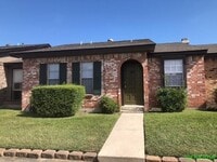 Building Photo - 1502 Beaumont Rd