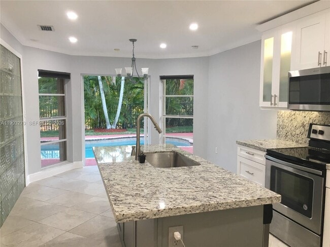 Building Photo - 16674 SW 5th Way