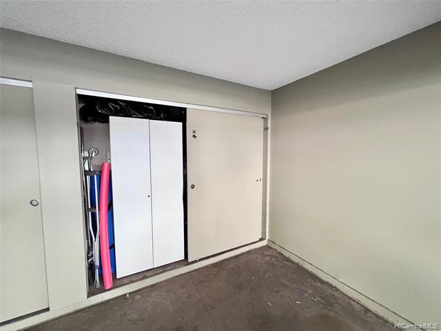 Building Photo - 91-225-225 Hanapouli Cir