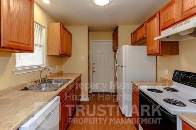 Building Photo - 4506 Lago Cir