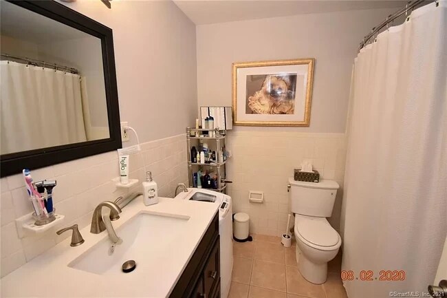 Building Photo - 6 Locust Cir