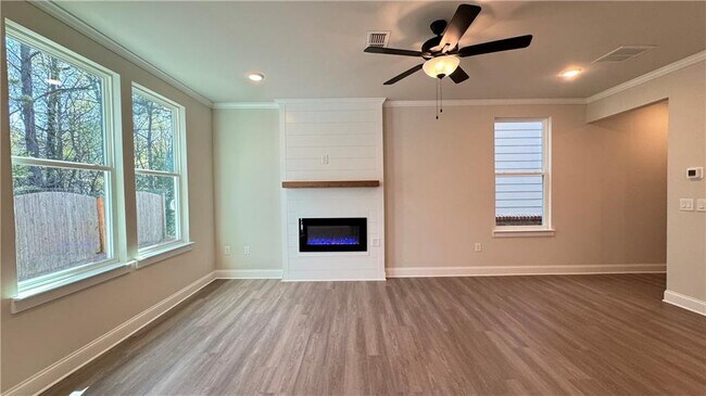 Building Photo - 709 Stickley Oak Way