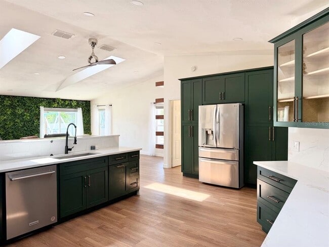 Building Photo - 8640 8th St