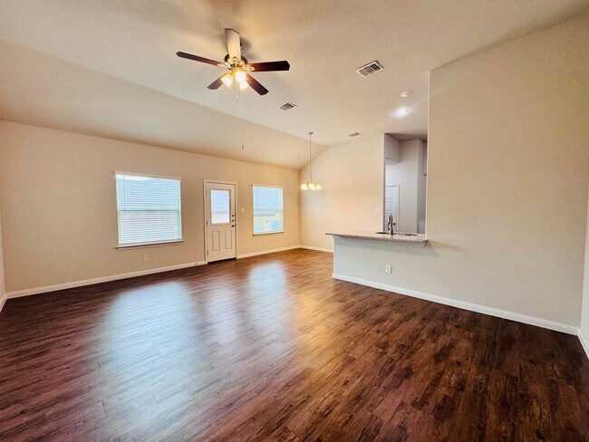 Building Photo - 10019 Westover Blf