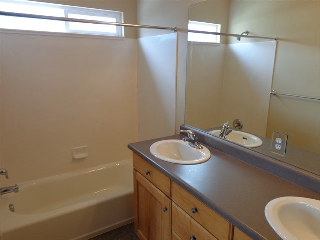 Building Photo - 10398 N Bayhill Dr