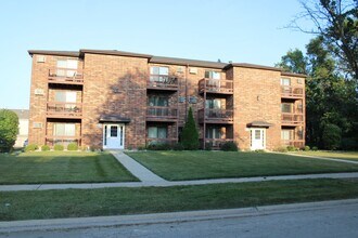 Building Photo - 1003 Spruce St