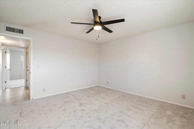 Building Photo - 4530 E Emelita Ave