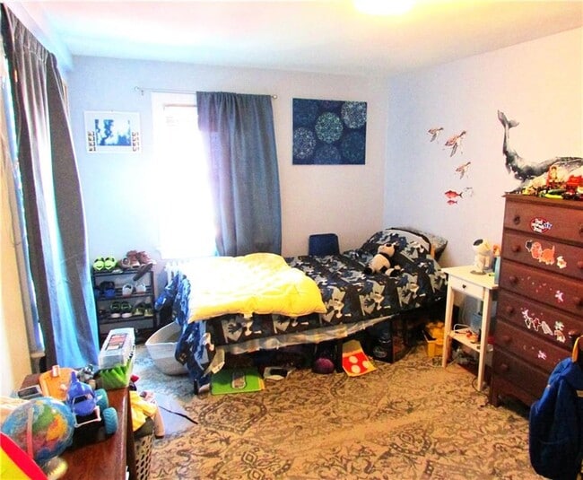 Building Photo - 35 Rosa Rd