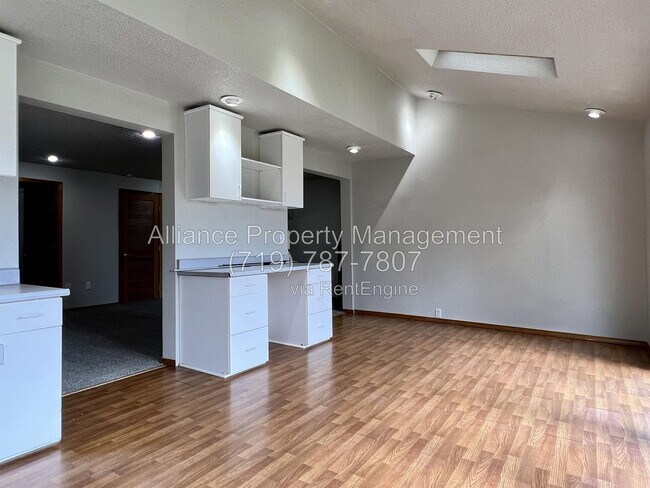 Building Photo - 6318 Galway Dr