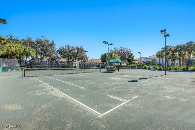 Building Photo - 6812 Satinleaf Rd S