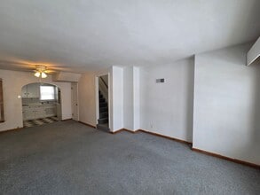 Building Photo - Bertch &amp; Western