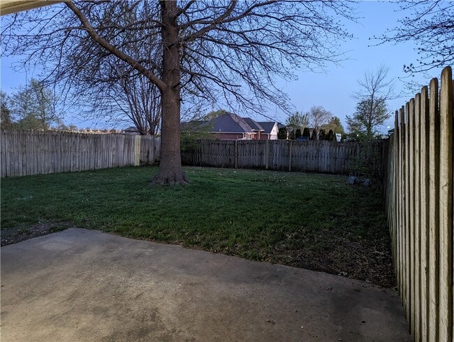 Building Photo - 2863 Kasey Ave