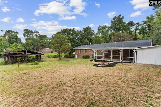 Building Photo - 7416 Parkview Dr