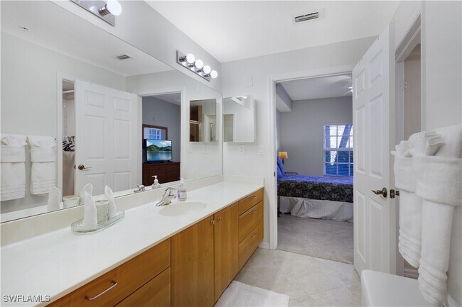 Building Photo - 4530 Botanical Pl Cir