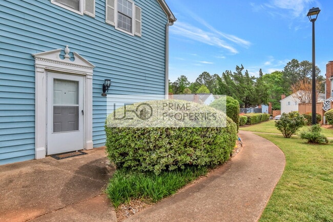 Building Photo - 5546 Clover Rise Ln