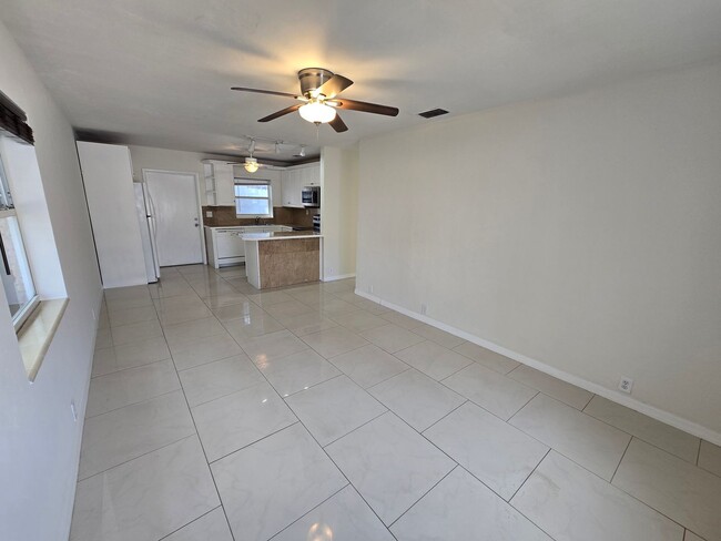 Building Photo - Updated East Delray Duplex | No HOA + Private Yard