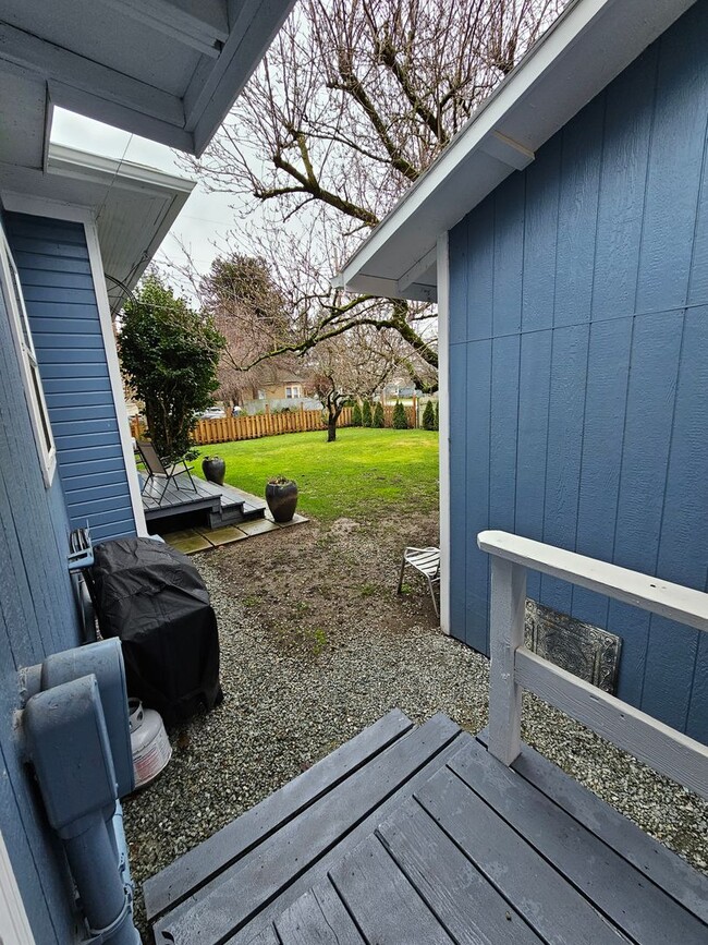 Building Photo - Furnished  3 bedroom in Mount Vernon for S...