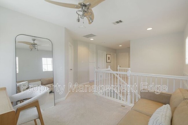 Building Photo - 38387 Chestnut Cir