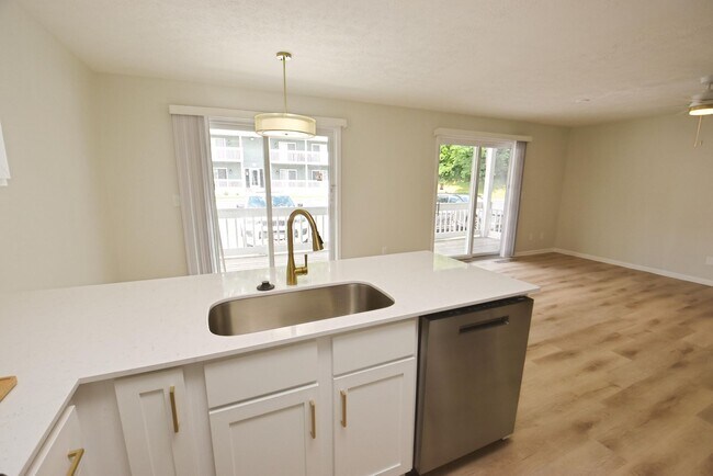 Building Photo - 18085 Bulla Rd