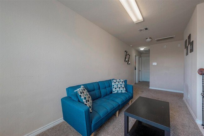 Building Photo - 18010 Sonora Brook Ln