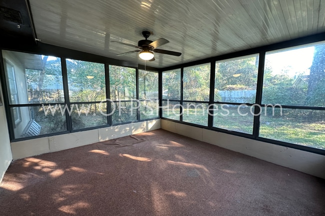 Building Photo - Fort Walton Beach 4bed/2bath AVAILABLE!