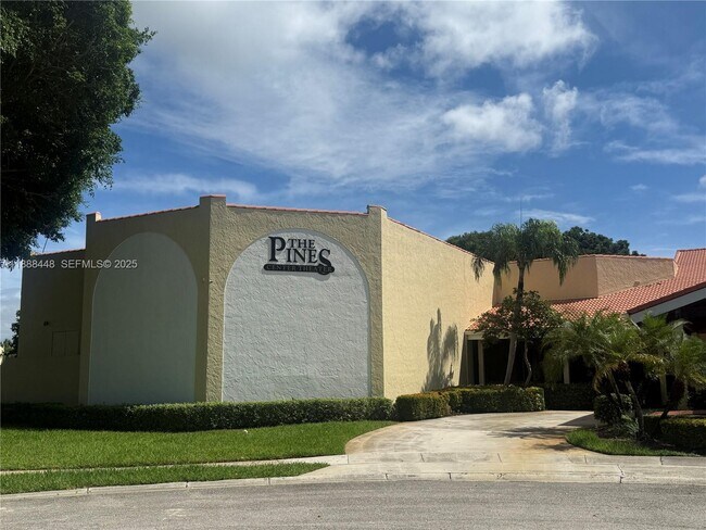 Building Photo - 9431 Boca Cove Cir