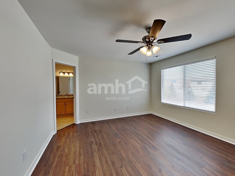 Building Photo - 6753 Mary Leizan Ln