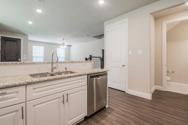 Building Photo - 4720 Piedras Lanzar Dr