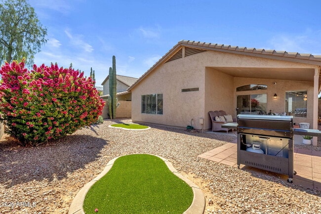 Building Photo - 1216 W Pinon Ave