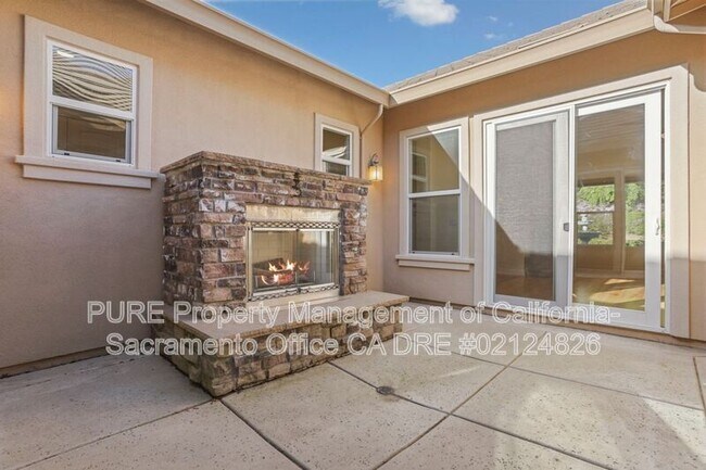 Building Photo - 1143 Bevinger Dr