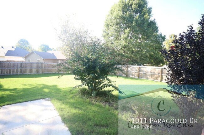 Building Photo - 1011 Paragould Dr