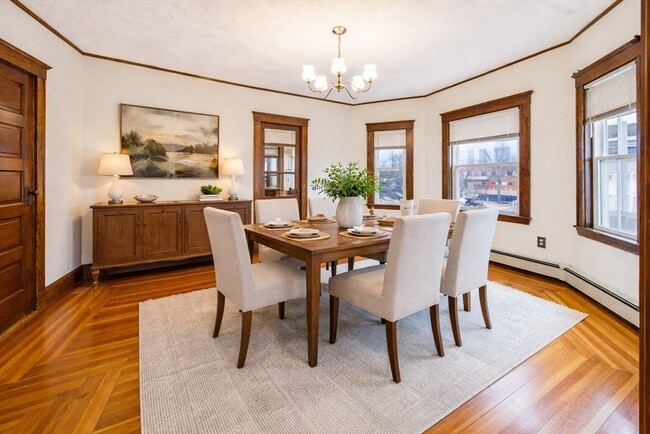 Building Photo - 5-7 Hoyle St