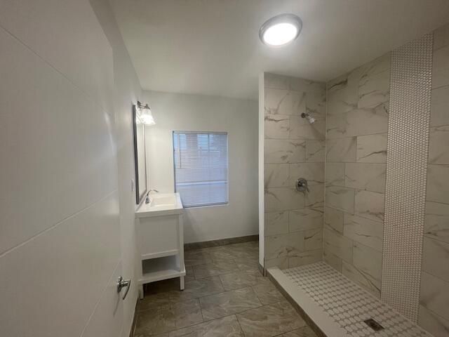 Building Photo - 919 2nd St